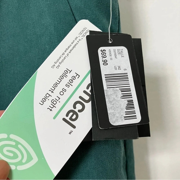 RW&CO Green High Rise Tencel Flowy Pleated Front Shorts - Picture 6 of 6